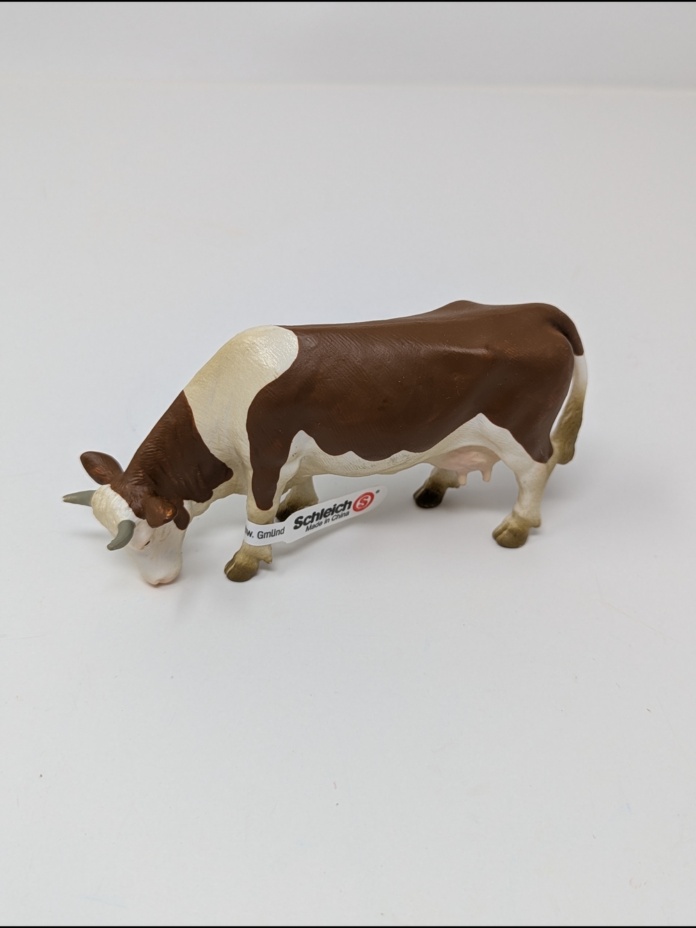 Schleich Farm Cow Set of 4 - Picture 2 of 9